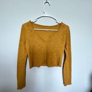 Trim V Cut Neck Tee Long Sleeve Crop Top Womens
